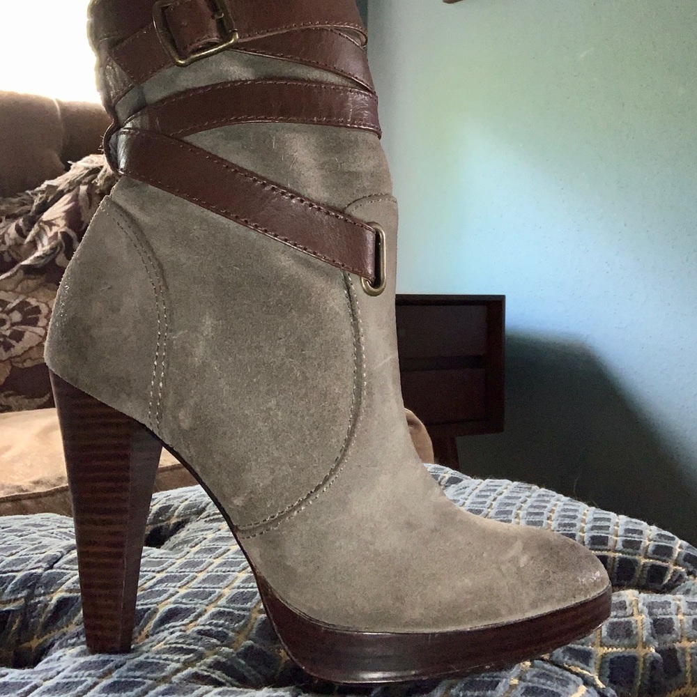 Frye Olive Suede Harlow Multi Strap Ankle Boot 7